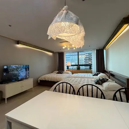 Hongdae Sub 1Min Apartment Seoul Exterior photo