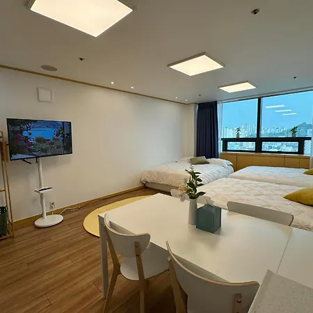 Hongdae Sub 1Min Apartment Seoul Exterior photo
