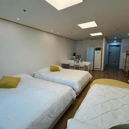 Hongdae Sub 1Min Apartment Seoul Exterior photo