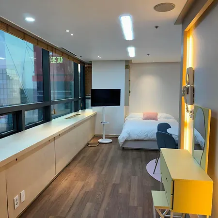 Hongdae Sub 1Min Apartment Seoul Exterior photo